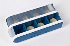Schine Pill Box S lääkeannostelija sininen 1 kpl